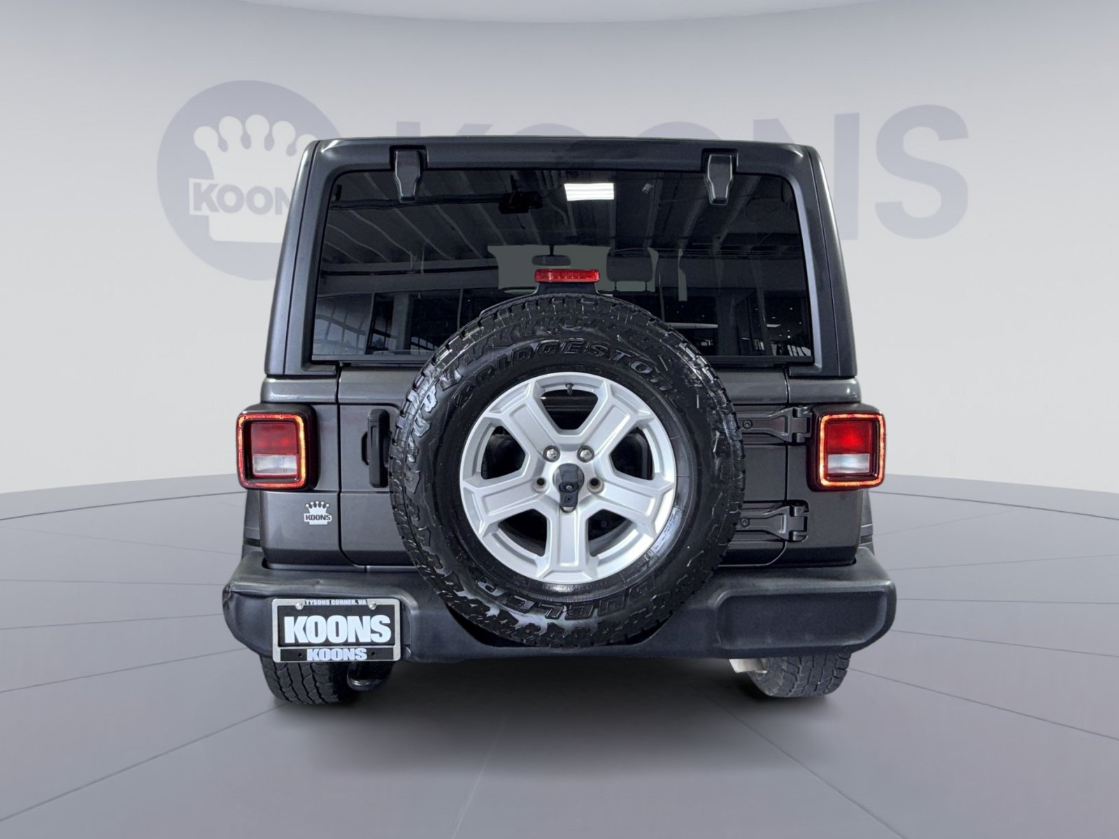 Used 2023 Jeep Wrangler Unlimited Sport AWD/4WD image 5