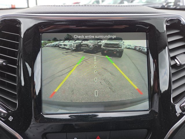 Used 2021 Jeep Cherokee Limited AWD/4WD image 19