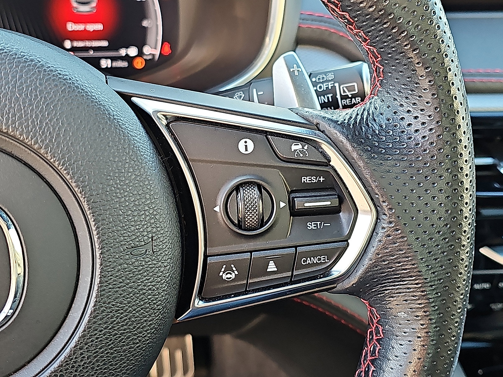 Used 2023 Acura MDX A-Spec image 25