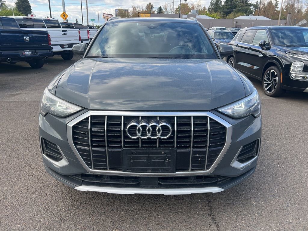 Used 2020 Audi Q3 2.0T Premium AWD/4WD image 3