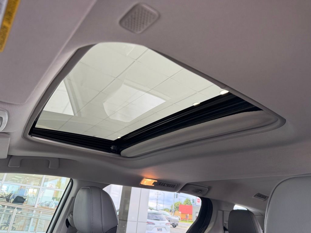 Certified 2021 Toyota Sienna XLE FWD image 24