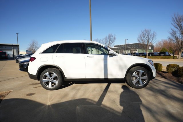 Used 2022 Mercedes-Benz GLC 300 4MATIC w/ Multimedia Package Lite image 9