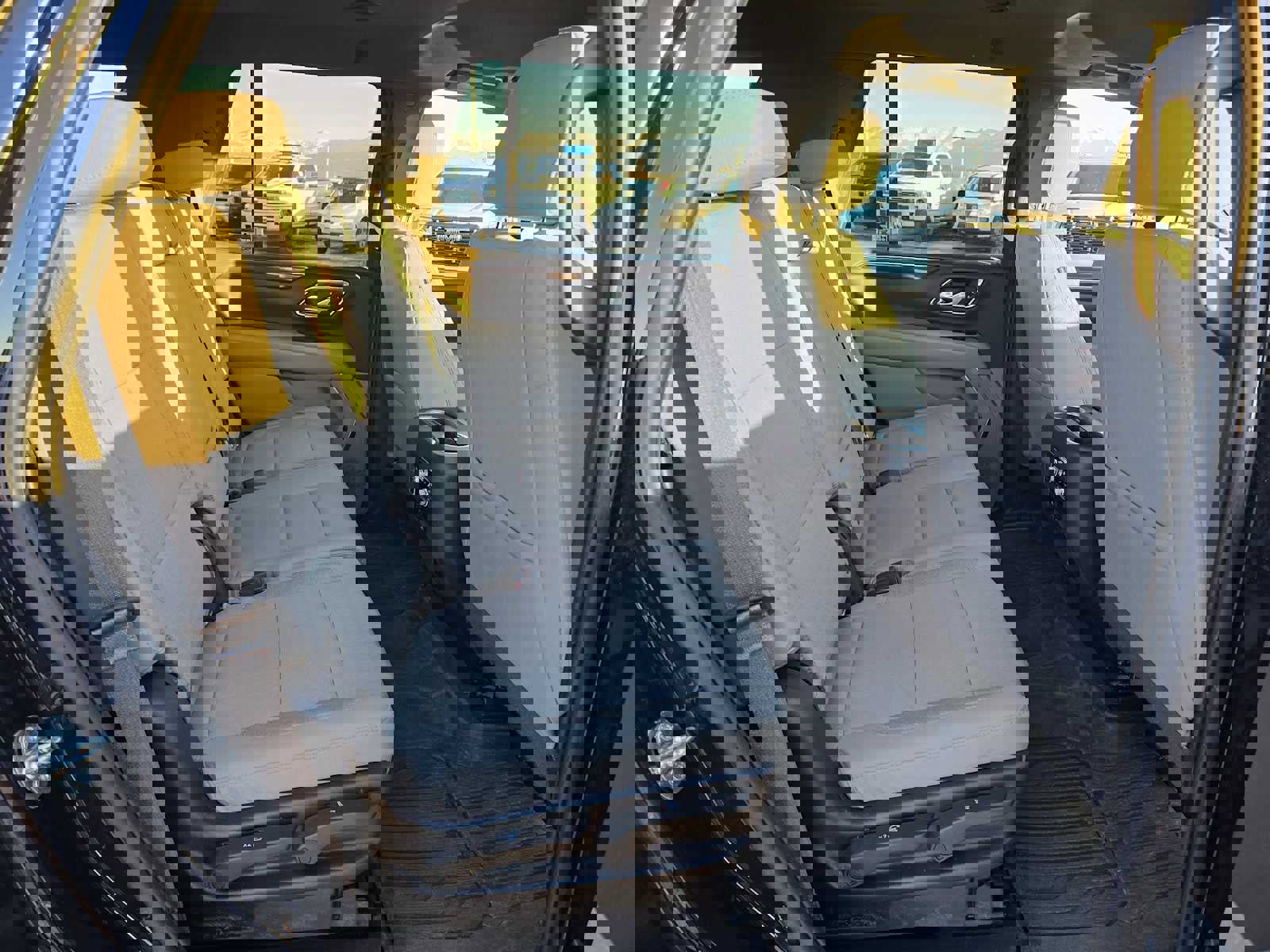 Used 2022 GMC Yukon SLE w/ Max Trailering Package image 12