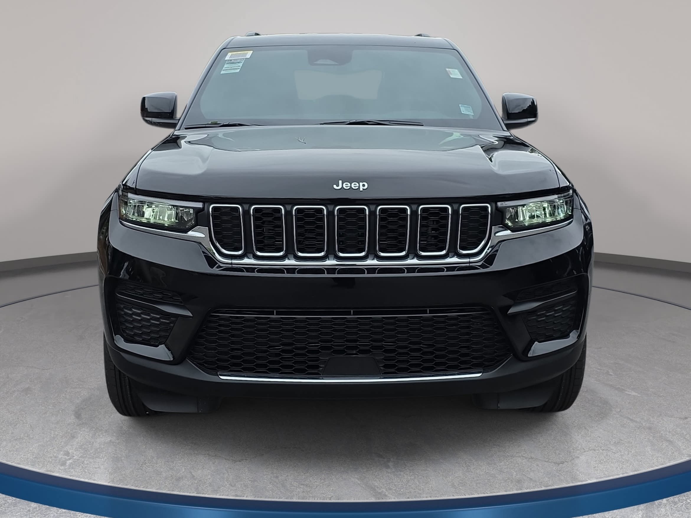 New 2026 Jeep Grand Cherokee Laredo X AWD/4WD image 2