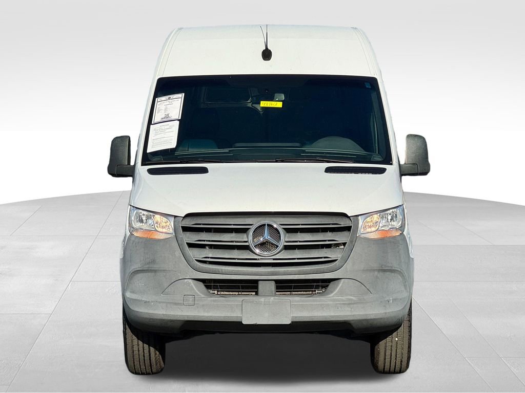 Used 2020 Mercedes-Benz Sprinter 2500 image 2