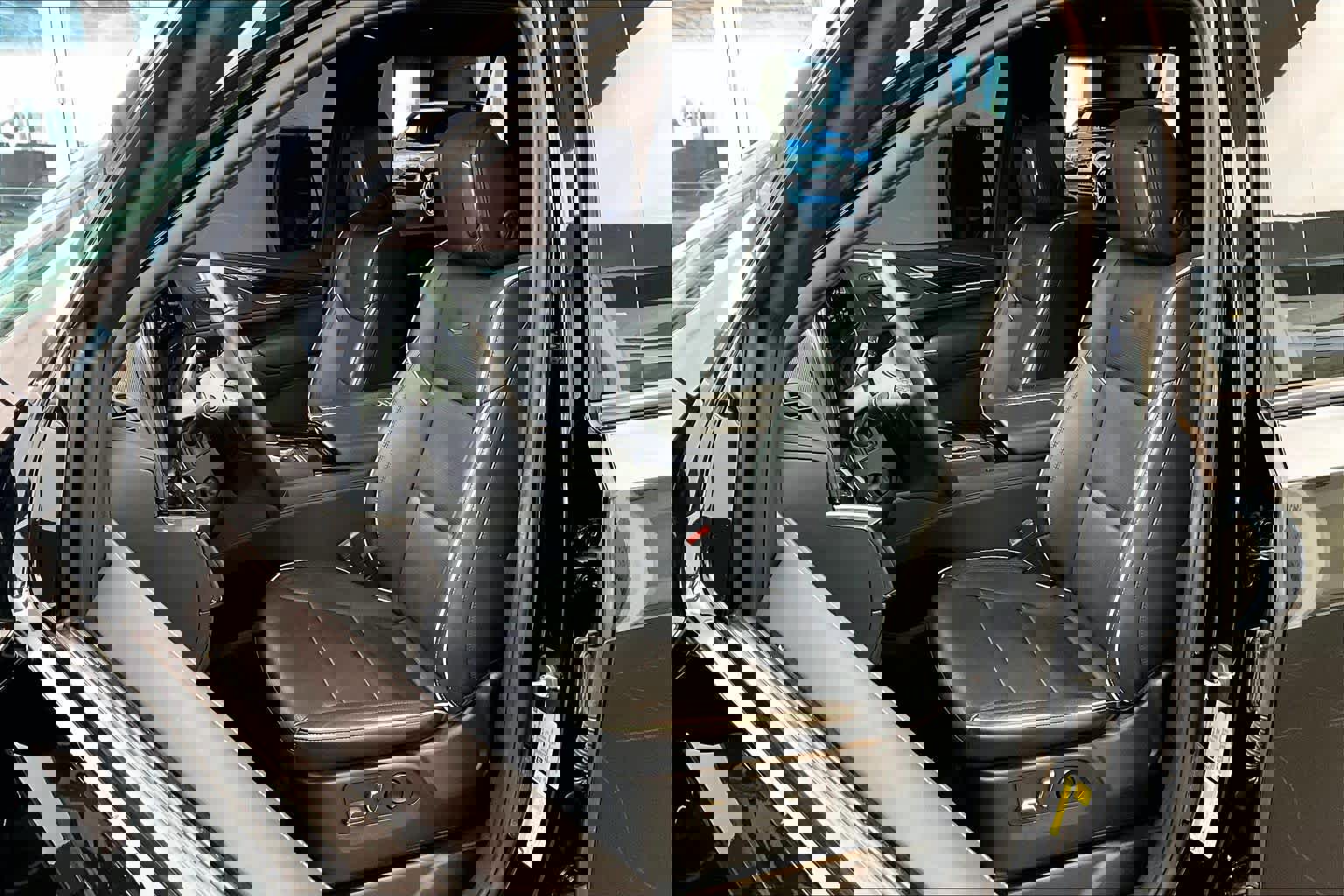 Used 2023 Cadillac Escalade Sport w/ Touring Package image 7