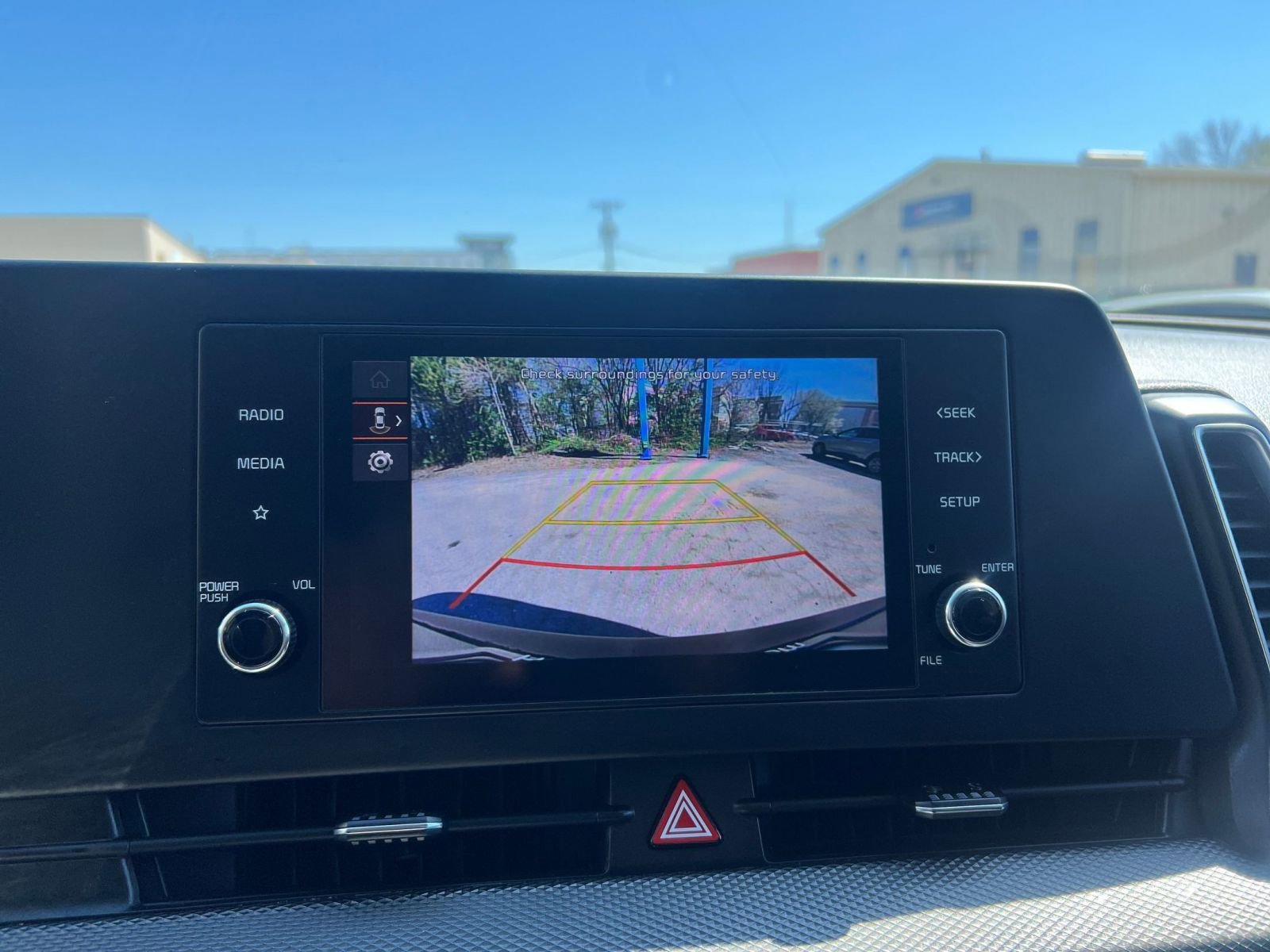 Used 2025 Kia Sportage LX image 23