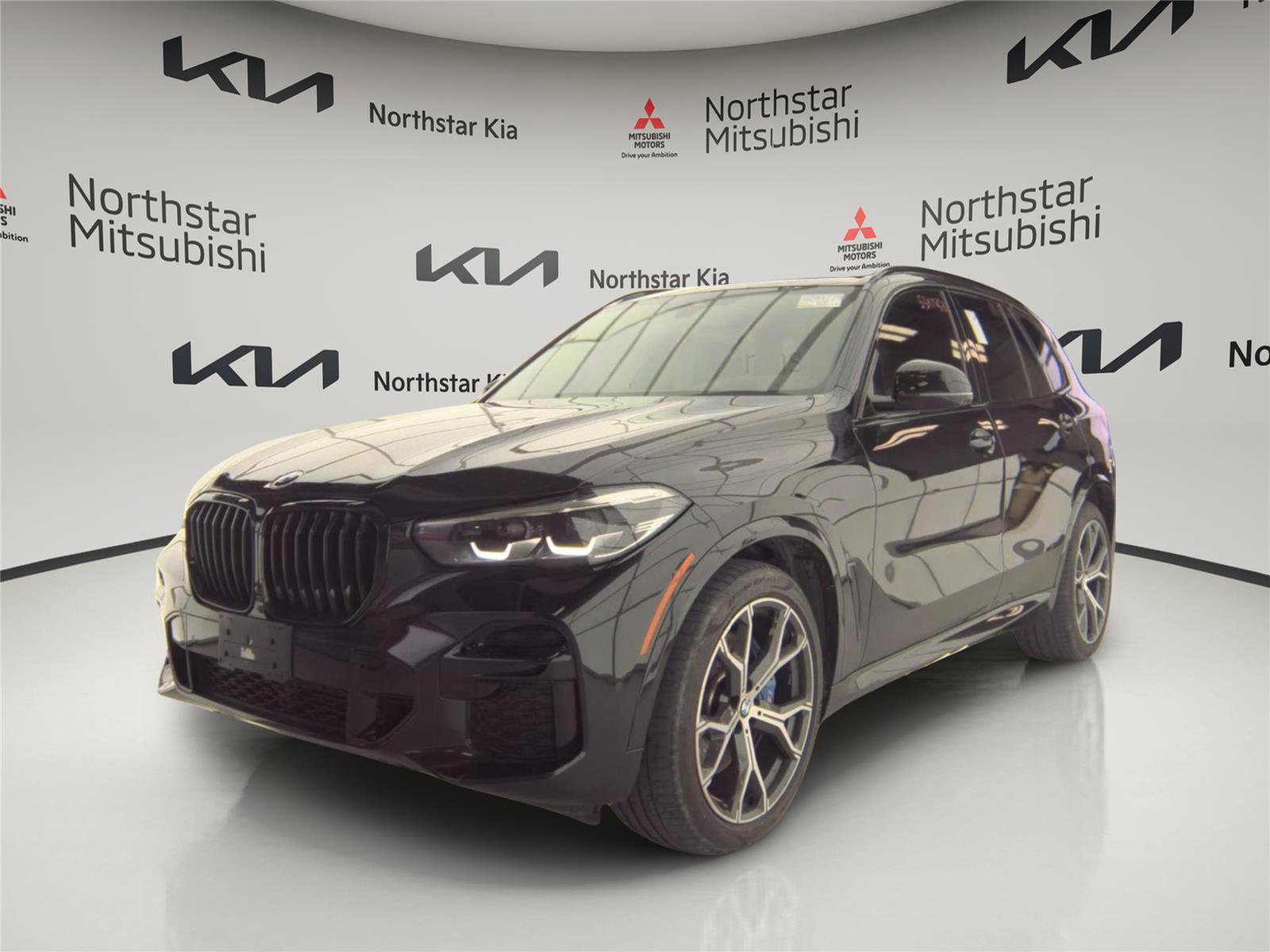 Used 2022 BMW X5 xDrive40i AWD/4WD image 2