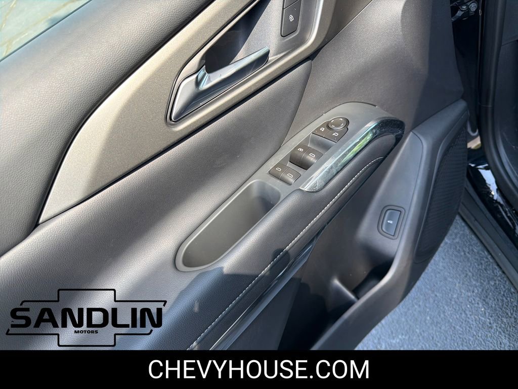 New 2026 Chevrolet Traverse LT image 11
