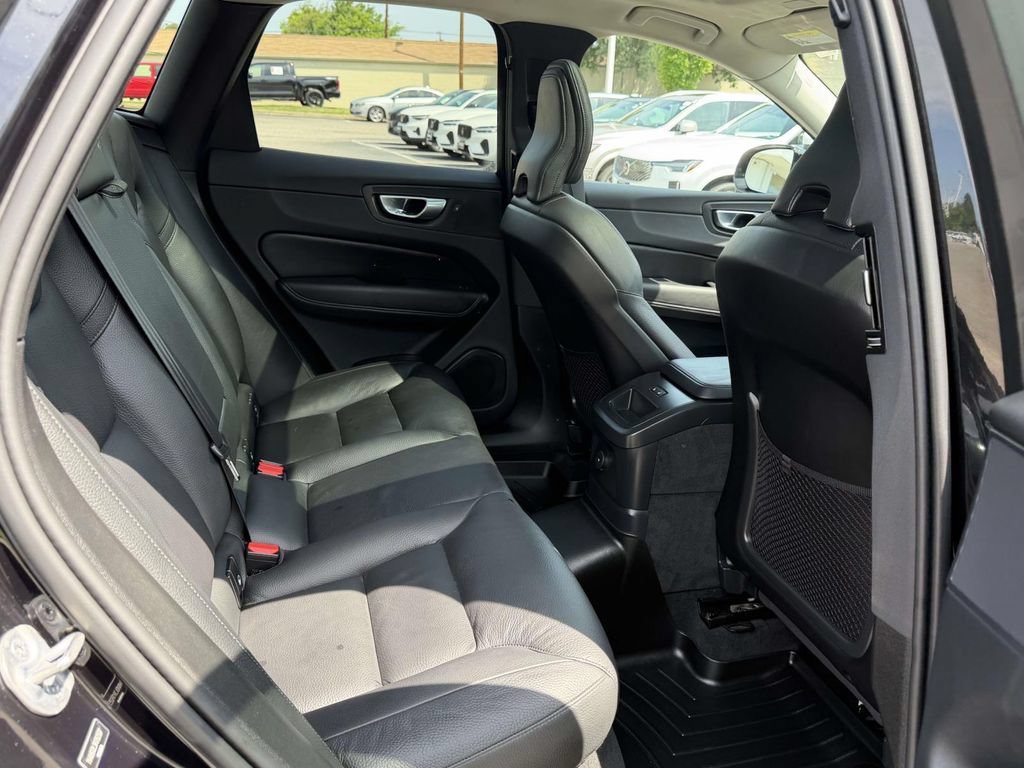 Used 2024 Volvo XC60 T8 Plus AWD/4WD image 13