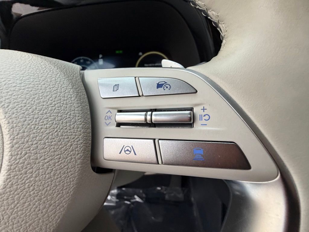 Certified 2023 Hyundai Palisade Calligraphy w/ Cargo Package image 25