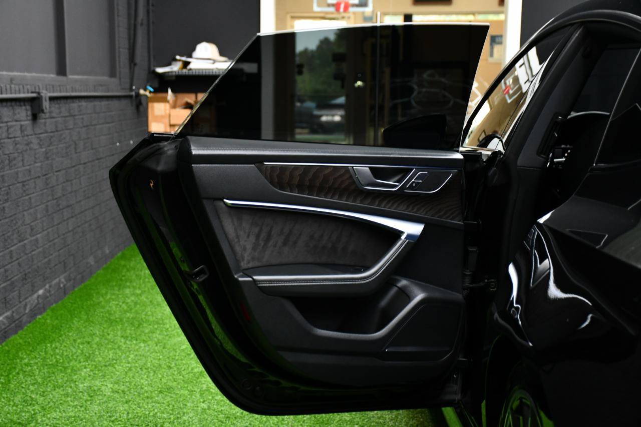 Used 2020 Audi S7 Prestige AWD/4WD image 32