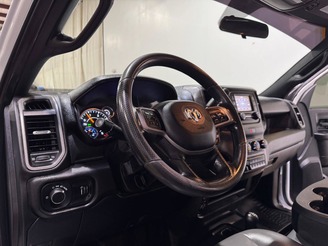 Used 2022 RAM 3500 Tradesman AWD/4WD image 10