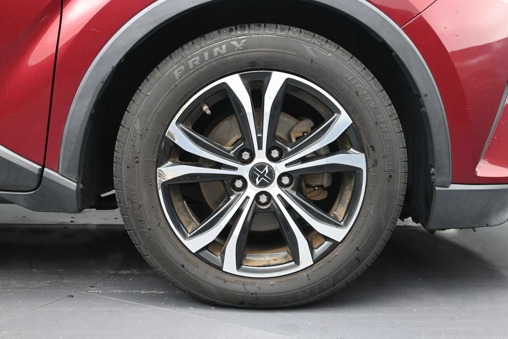 Used 2019 Toyota C-HR LE FWD image 9