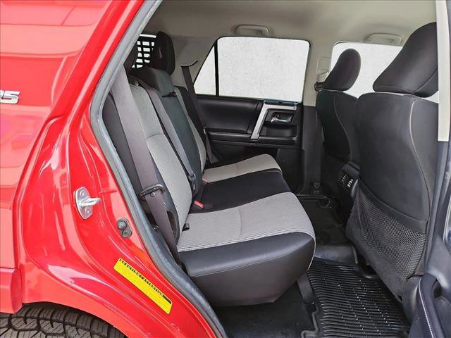 Used 2016 Toyota 4Runner SR5 image 20