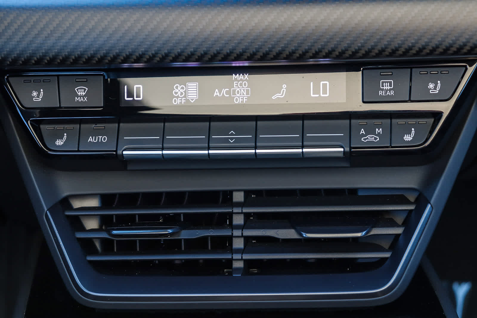 Used 2025 Audi RS e-tron GT performance w/ 21" Wheel Package image 17