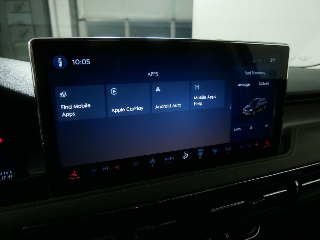 Used 2023 Lincoln Corsair Reserve w/ Towing Package AWD/4WD image 29