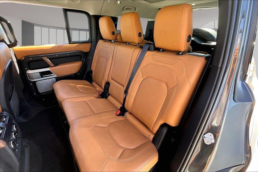 Used 2023 Land Rover Defender 130 First Edition AWD/4WD image 20