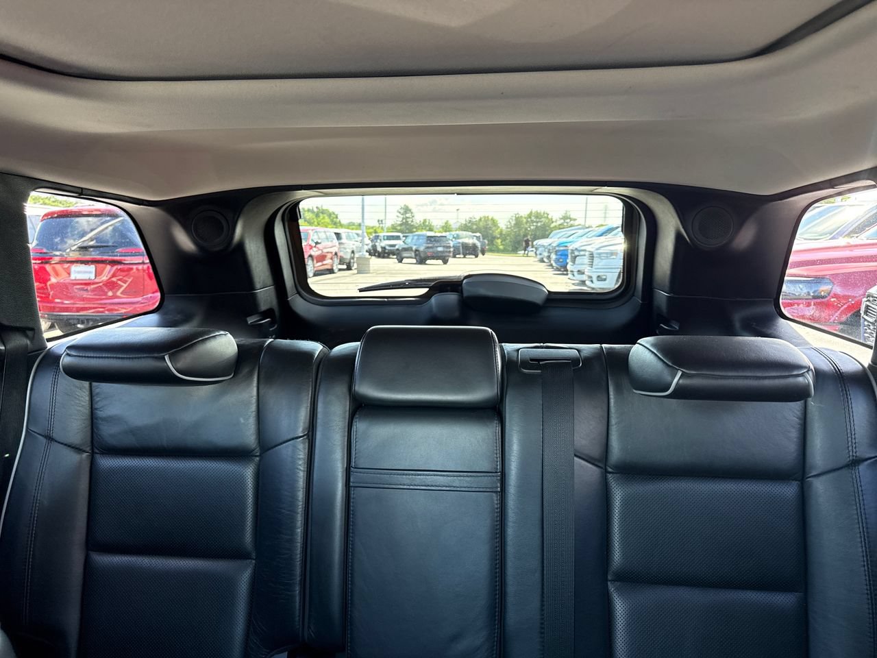 Used 2012 Jeep Grand Cherokee Overland AWD/4WD image 26