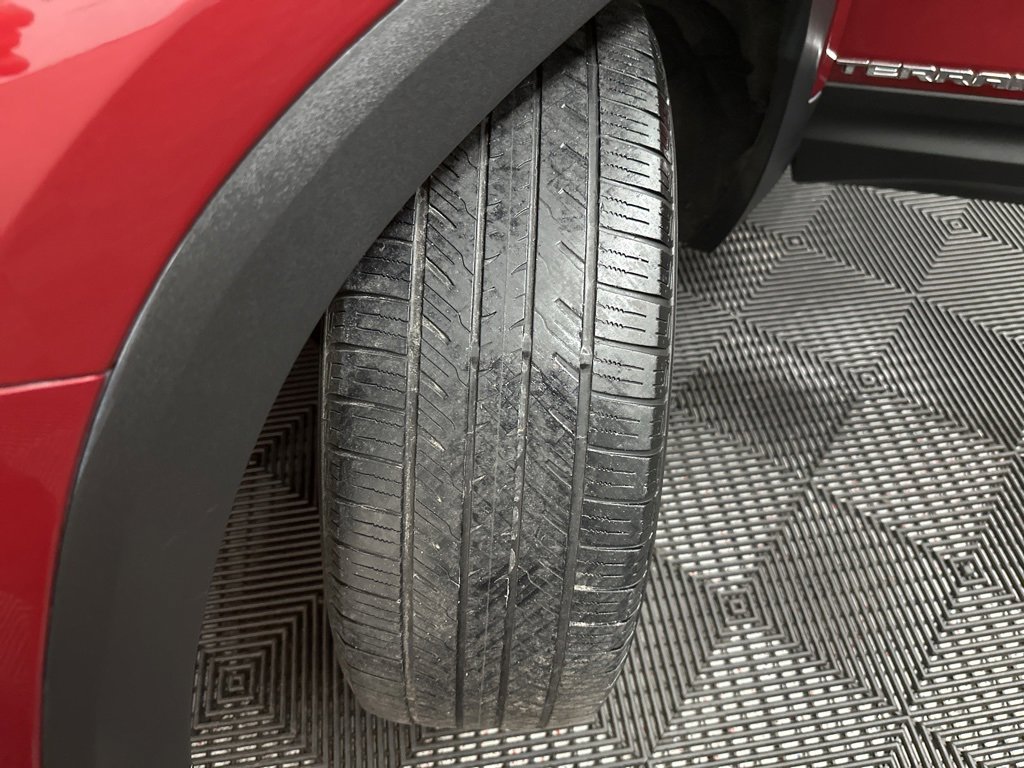 Used 2019 GMC Terrain SLT w/ Preferred Package image 43