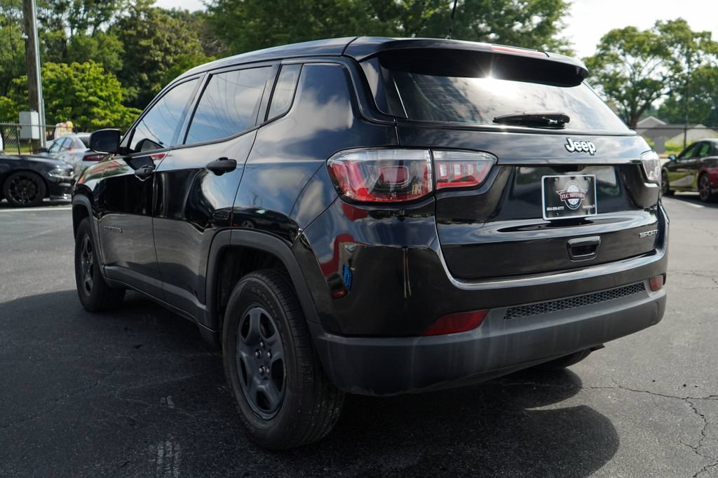 Used 2018 Jeep Compass Sport FWD image 3