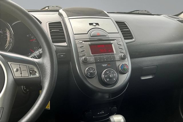Used 2011 Kia Soul + w/ Audio Pkg FWD image 9