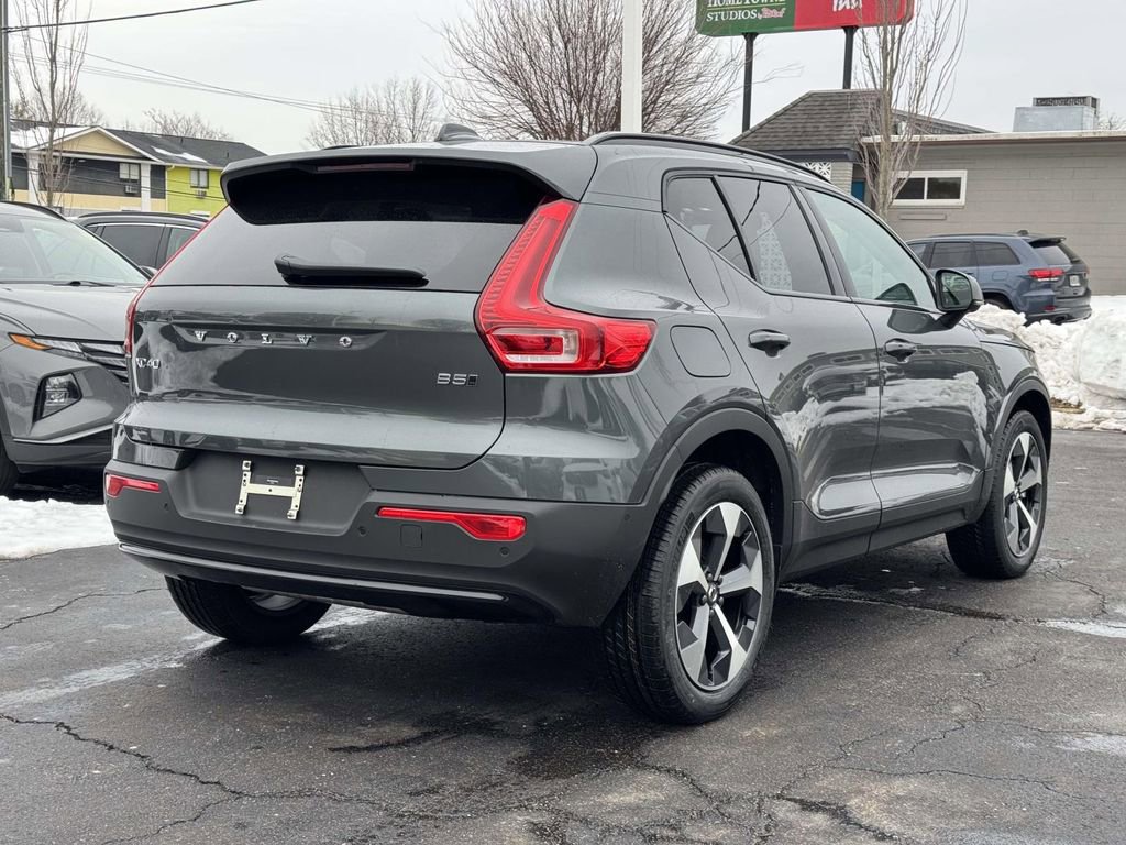 New 2026 Volvo XC40 B5 Plus w/ Protection Package Premier image 21