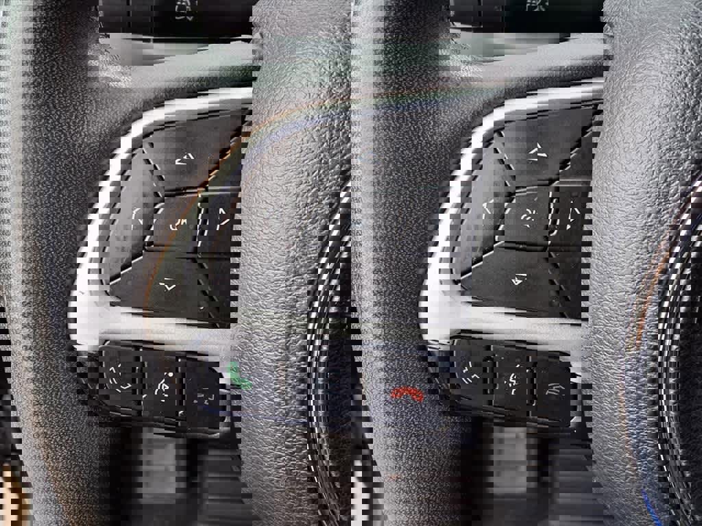 Used 2018 Jeep Renegade Latitude image 17