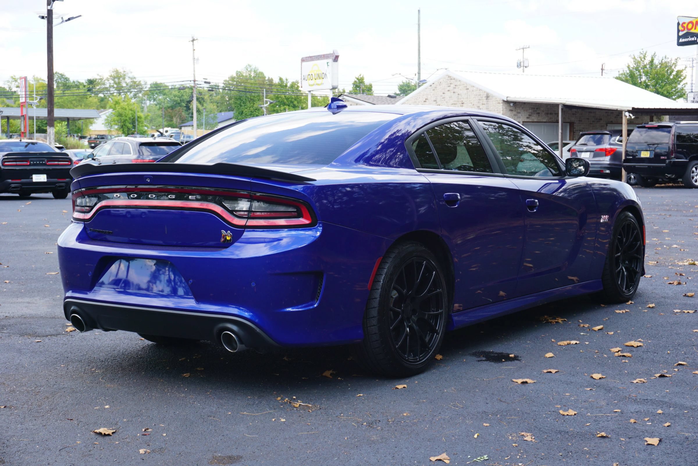 Used 2020 Dodge Charger Scat Pack RWD image 5