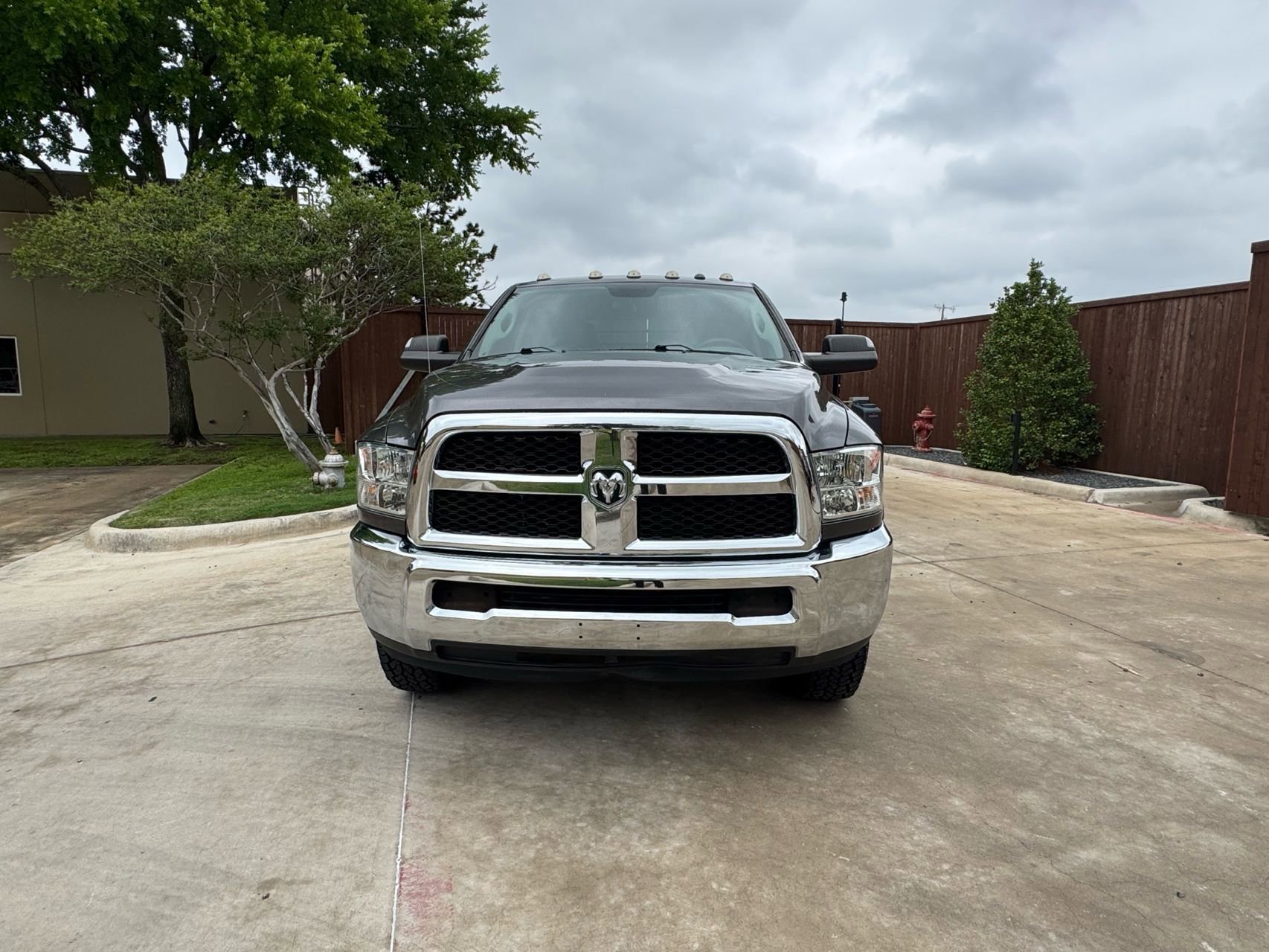 Used 2018 RAM 2500 Tradesman w/ Chrome Appearance Group AWD/4WD image 1