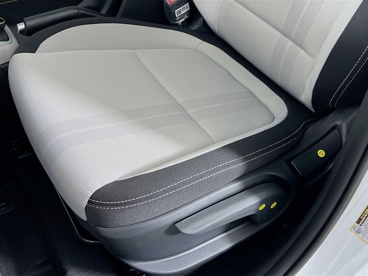 New 2026 Hyundai Venue SEL FWD image 17