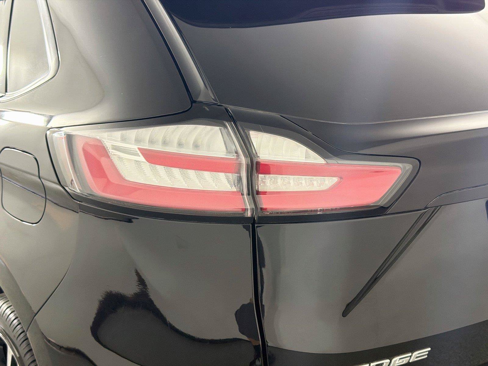 Used 2019 Ford Edge ST w/ Equipment Group 401A AWD/4WD image 16