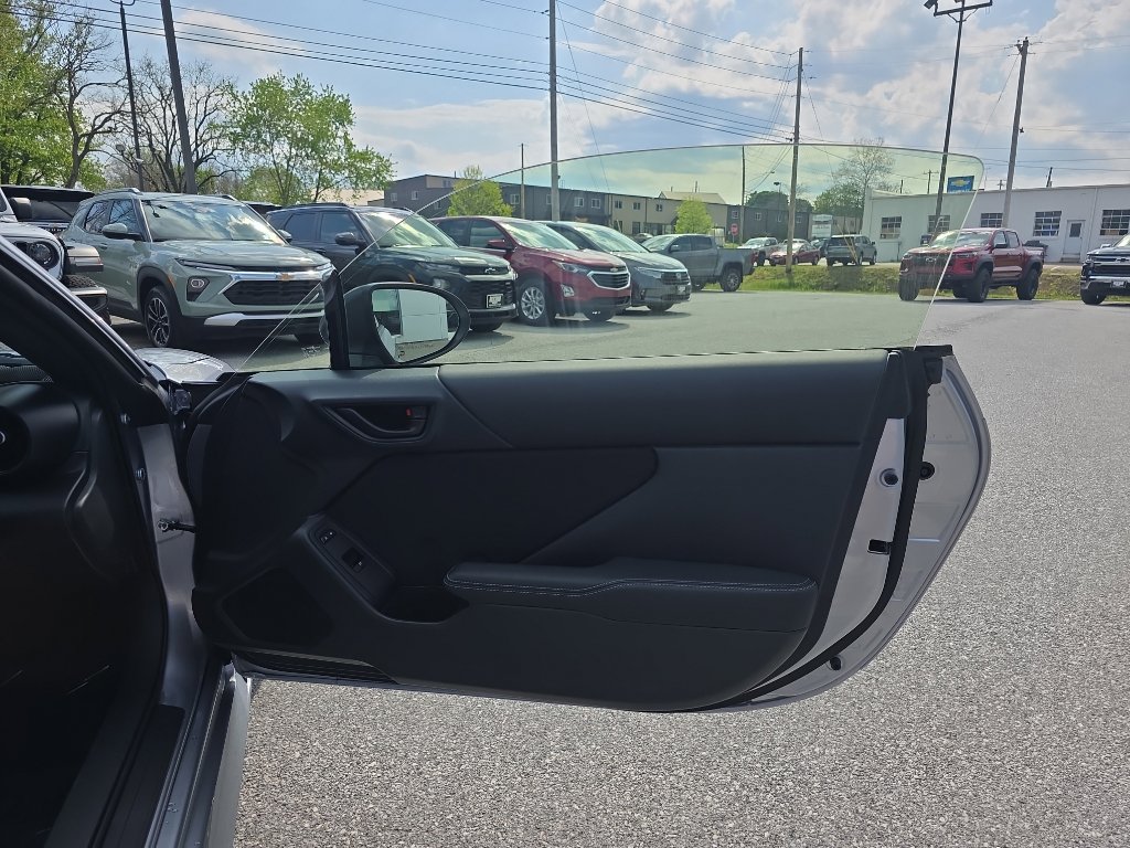 Used 2025 Toyota GR86 w/ ALL Weather Mat Package (TMS) RWD image 20