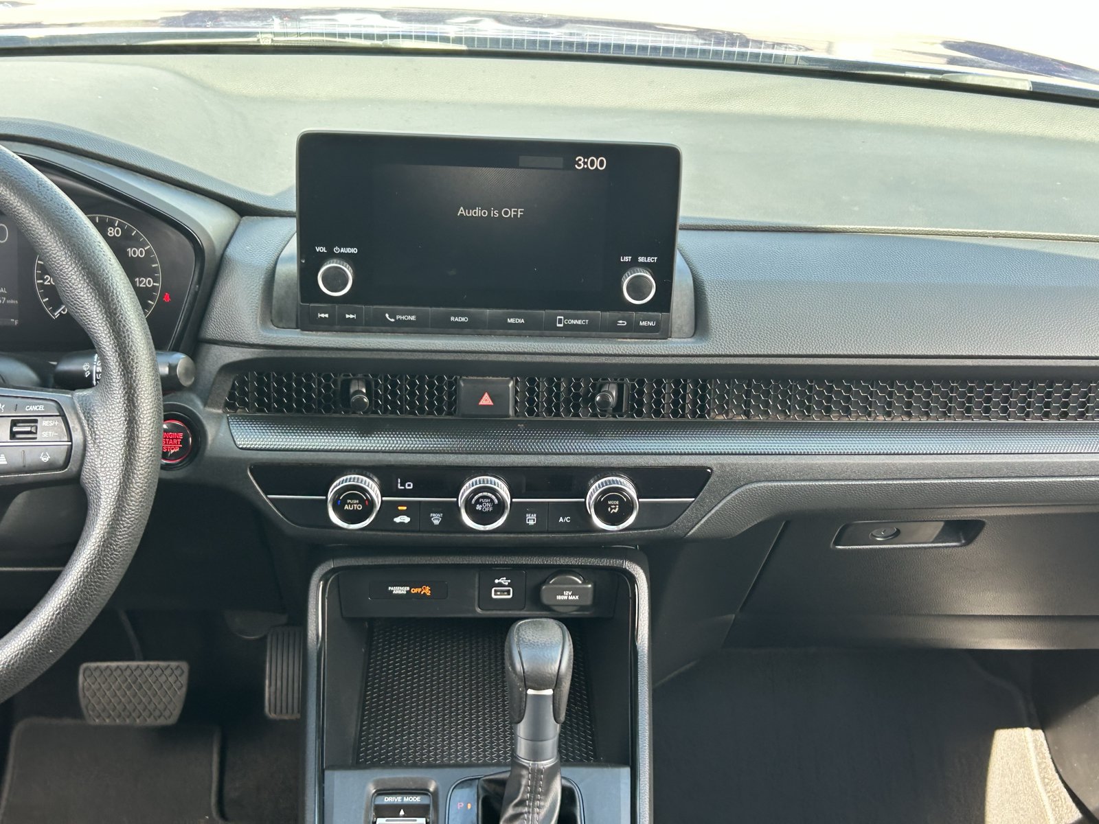 Used 2025 Honda CR-V LX image 17