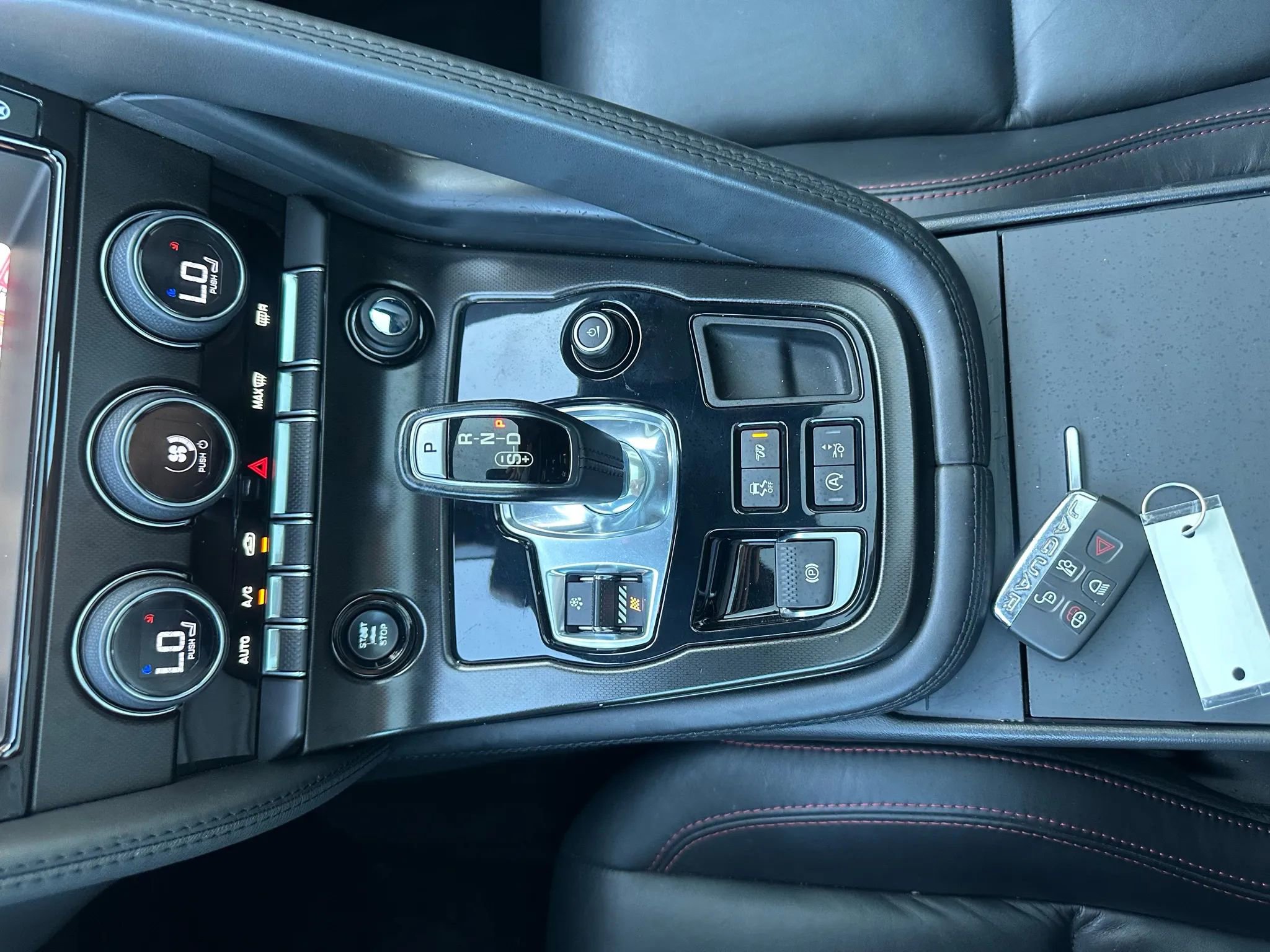 Used 2016 Jaguar F-TYPE S image 30