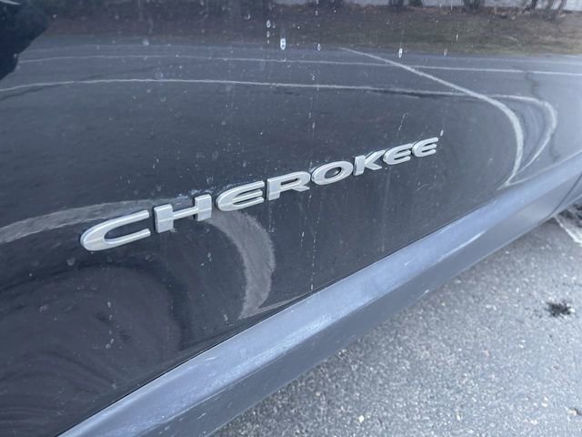 Used 2016 Jeep Cherokee Sport w/ Cold Weather Group image 29