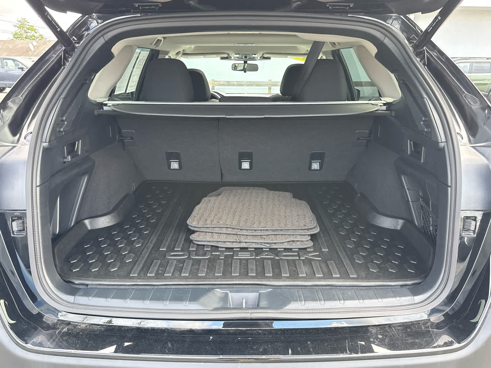 Certified 2025 Subaru Outback Premium AWD/4WD image 21