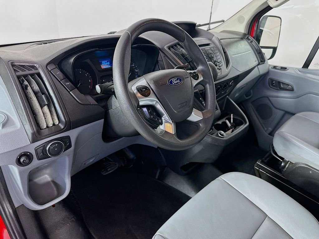 Used 2018 Ford Transit 250 130 Medium Roof RWD image 27