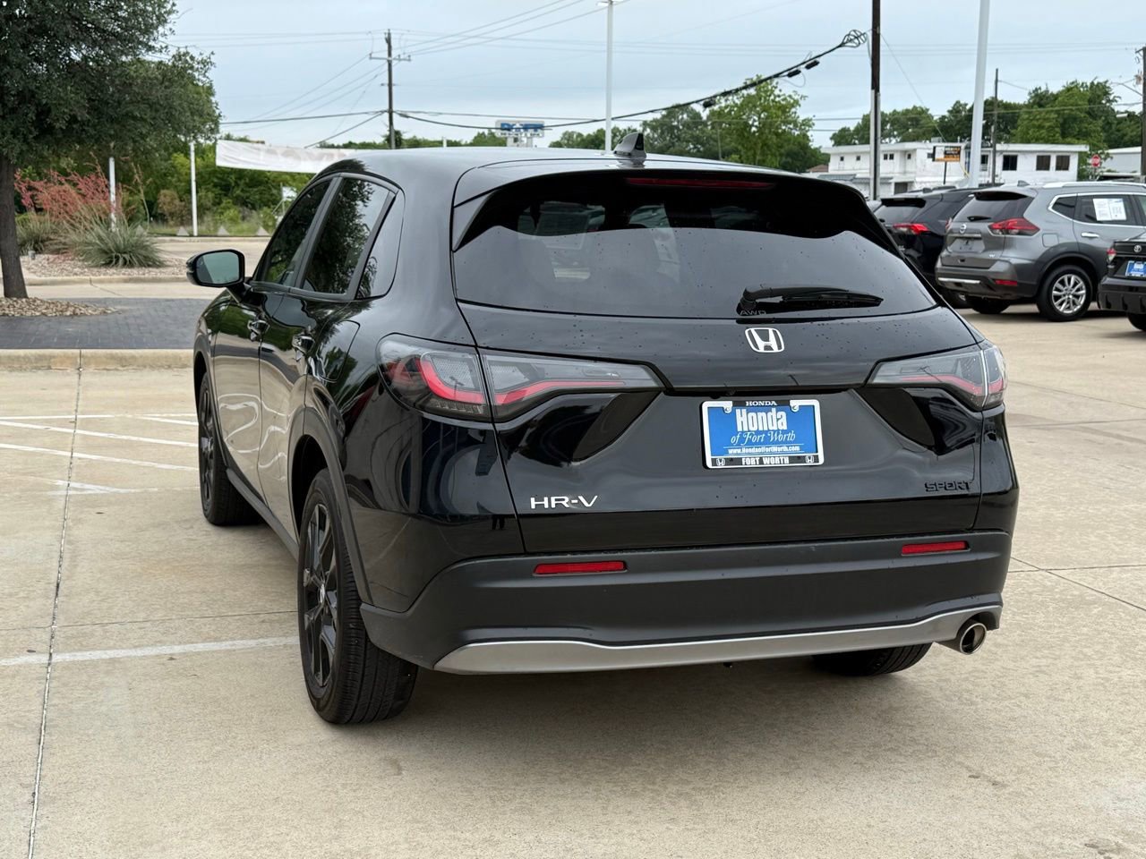 Used 2025 Honda HR-V Sport image 3