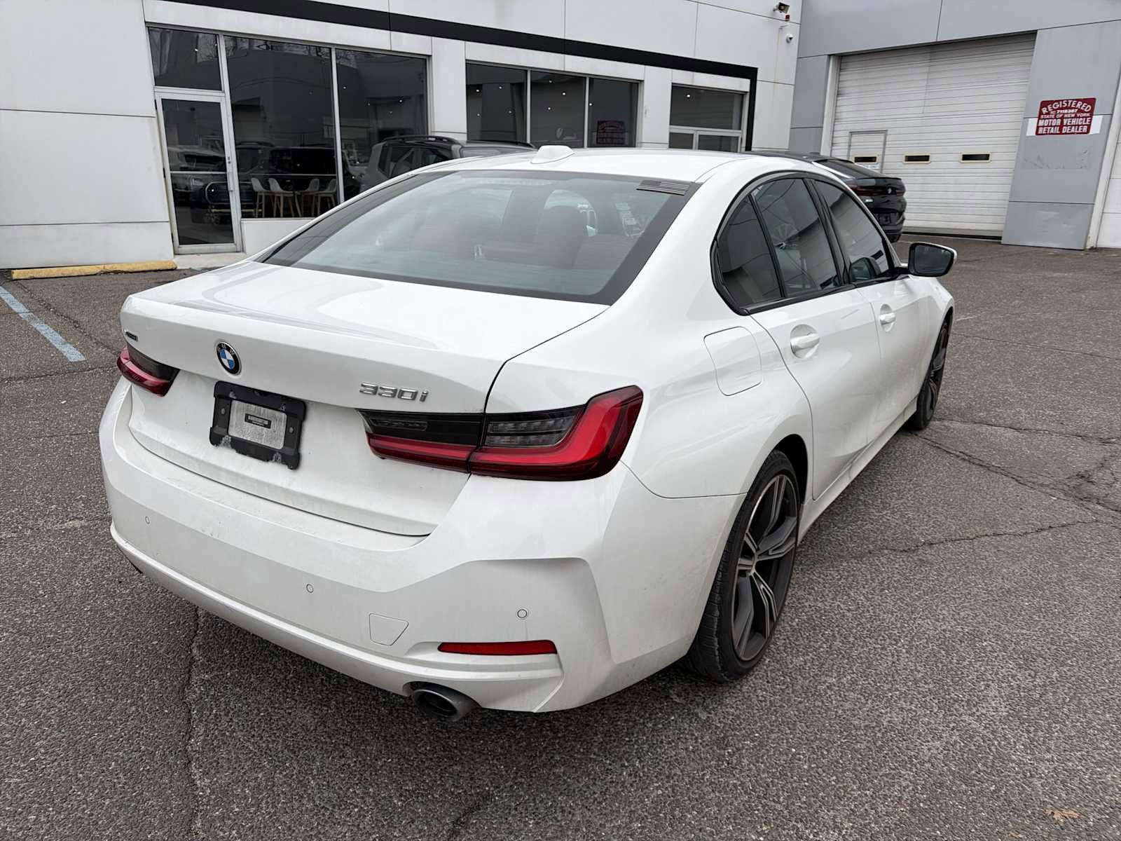 Certified 2023 BMW 330i xDrive 330i xDrive w/ Driving Assistance Package image 6