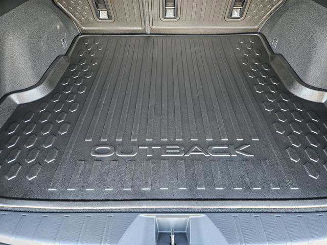 Certified 2025 Subaru Outback Onyx Edition image 22