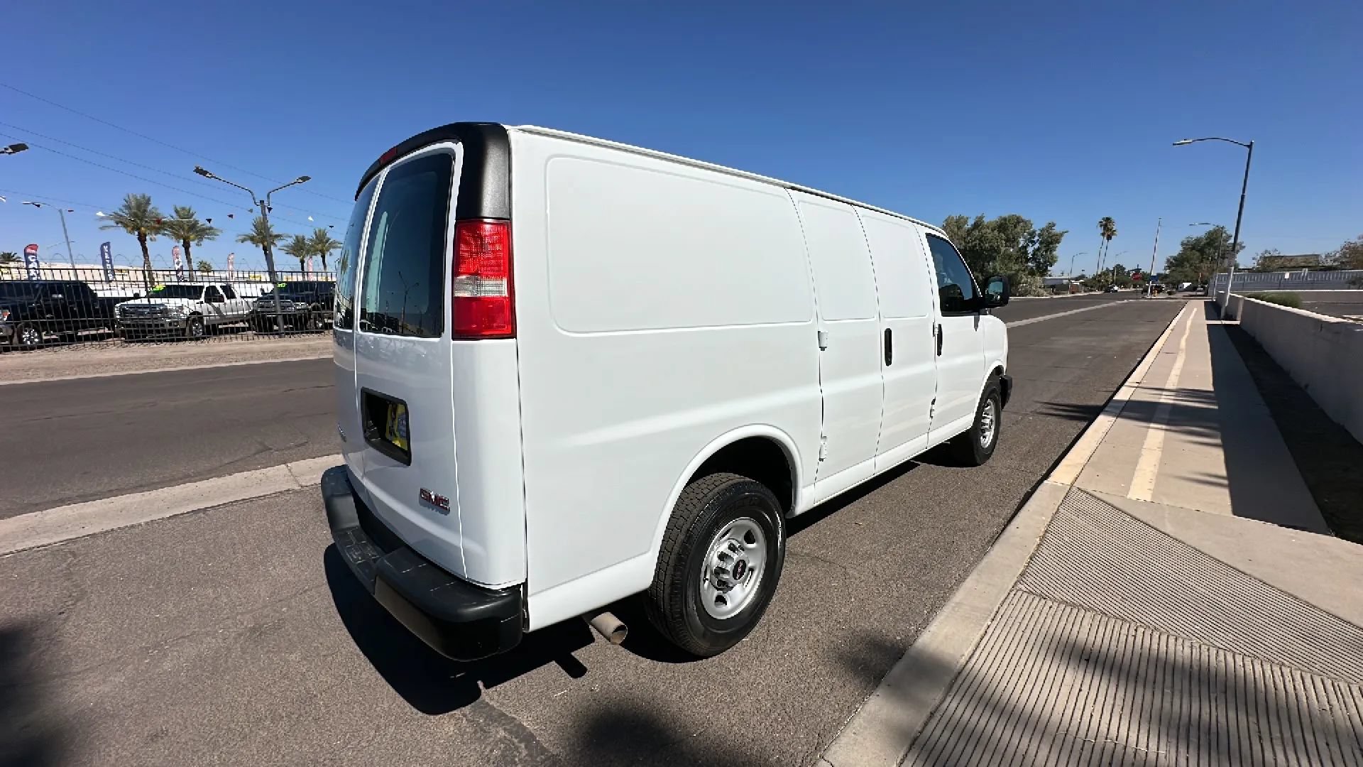 Used 2020 GMC Savana 2500 w/ Driver Convenience Package RWD image 6