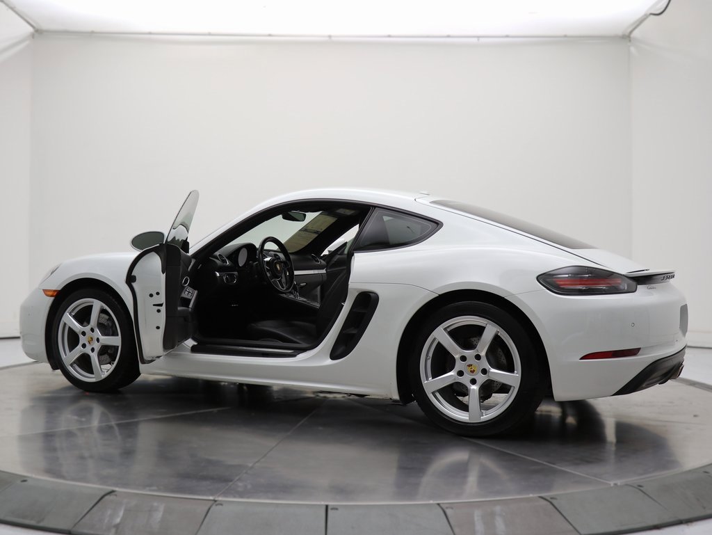 Used 2018 Porsche 718 Cayman image 16
