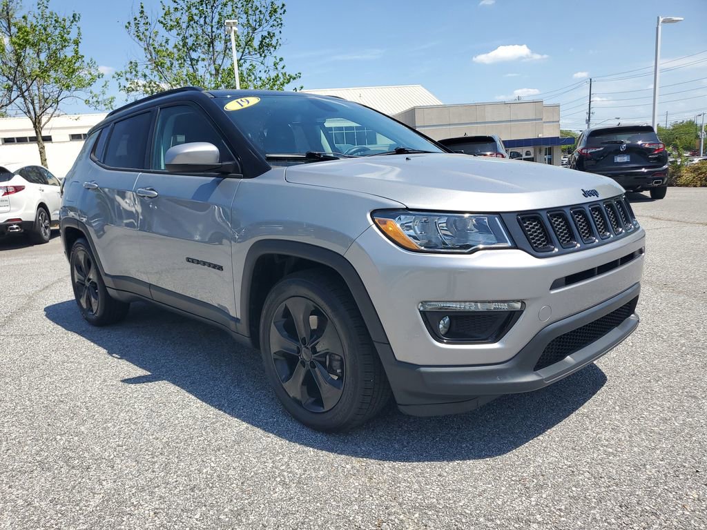 Used 2019 Jeep Compass Altitude image 3