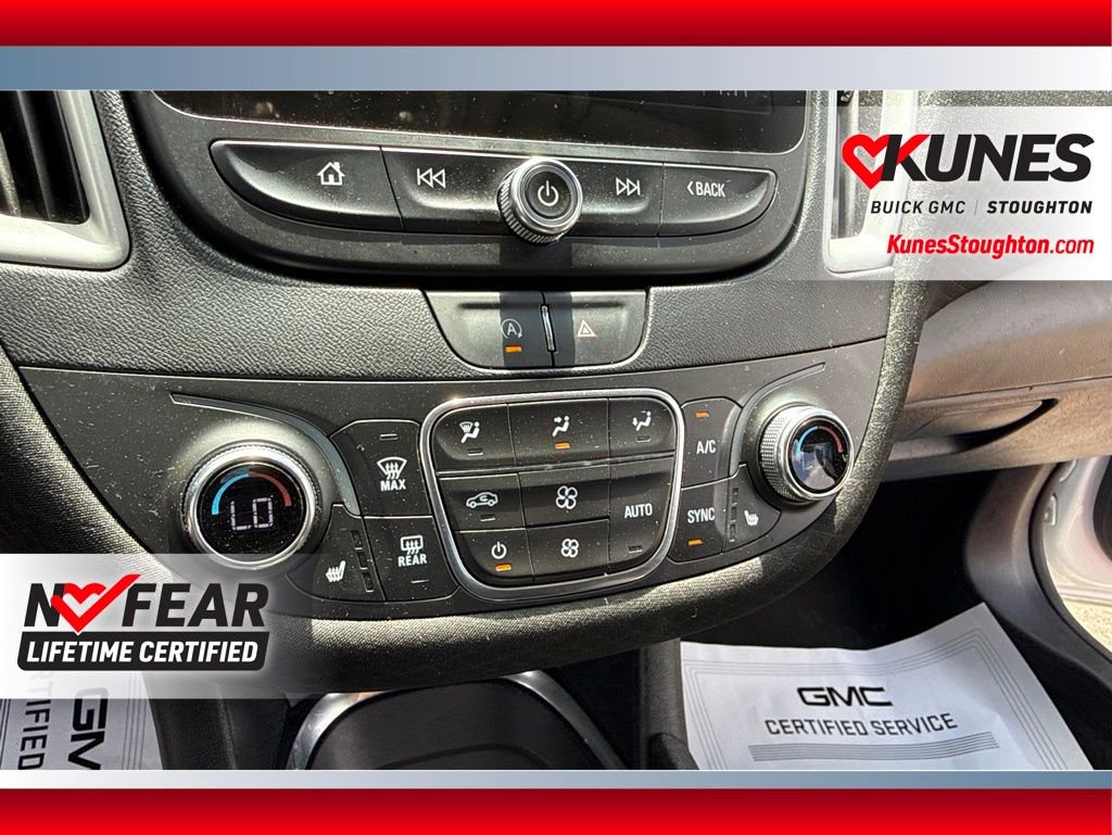 Used 2024 Chevrolet Malibu LT FWD image 34