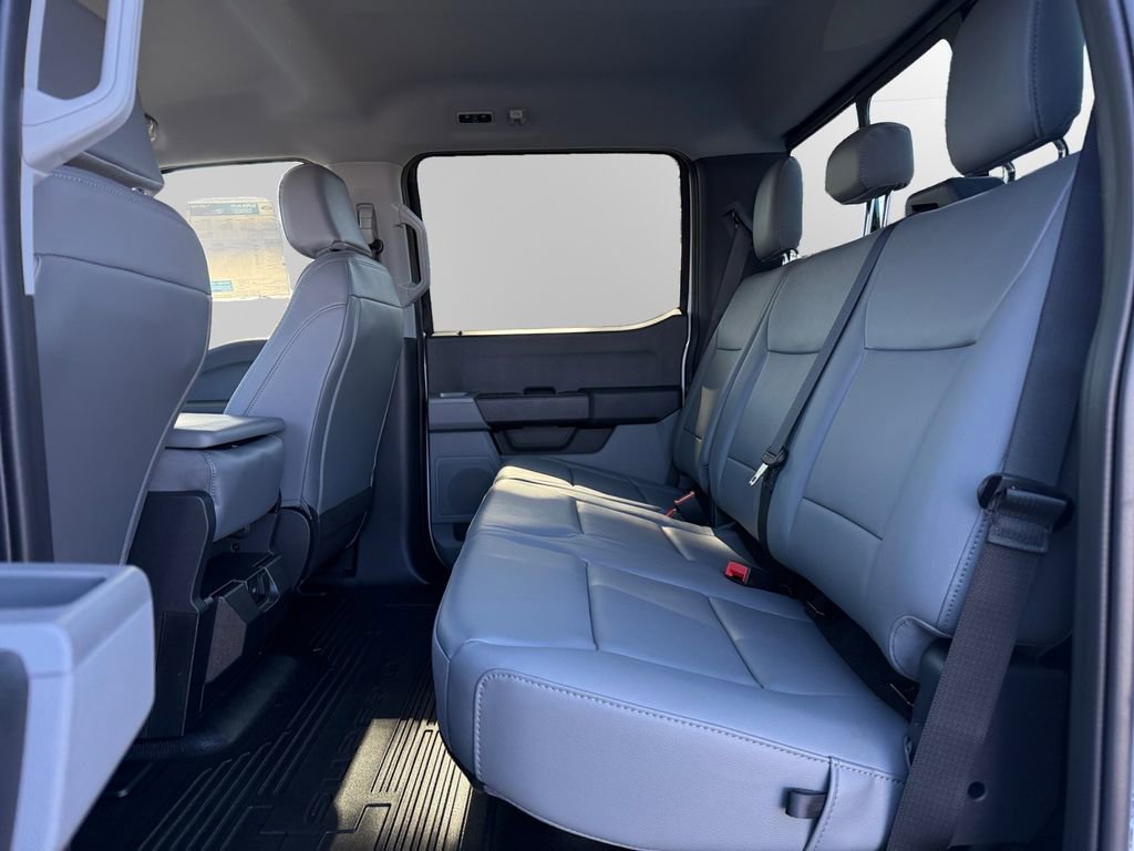 New 2026 Ford F350 XL w/ XL Chrome Package image 15