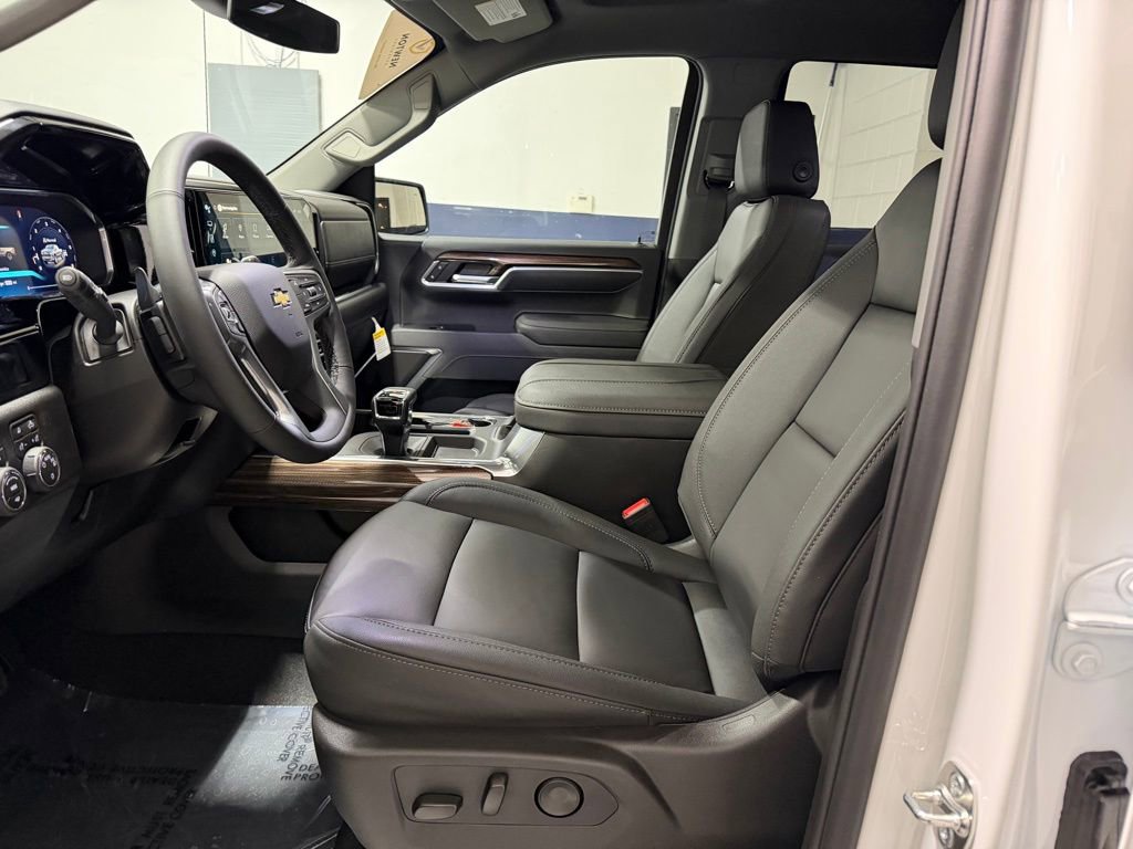 New 2026 Chevrolet Silverado 1500 LT w/ Z71 Off-Road Package image 27