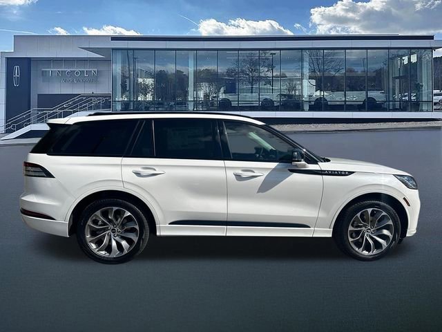 New 2026 Lincoln Aviator AWD image 9