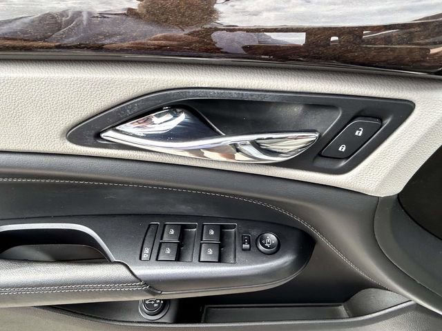 Used 2013 Cadillac SRX Luxury w/ Driver Awareness Package image 15