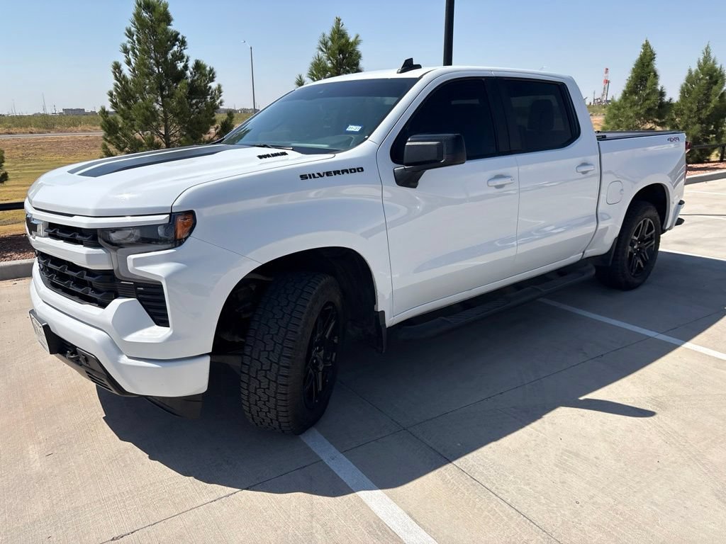 Used 2023 Chevrolet Silverado 1500 RST w/ Rally Edition AWD/4WD image 8